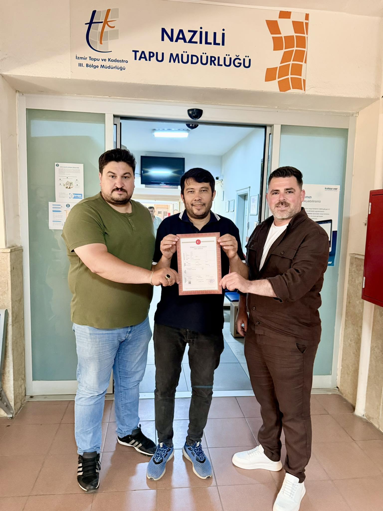 Sümer Mahallesindeki evimiz Rıza Bey ve ailesine hayırlı olsun.